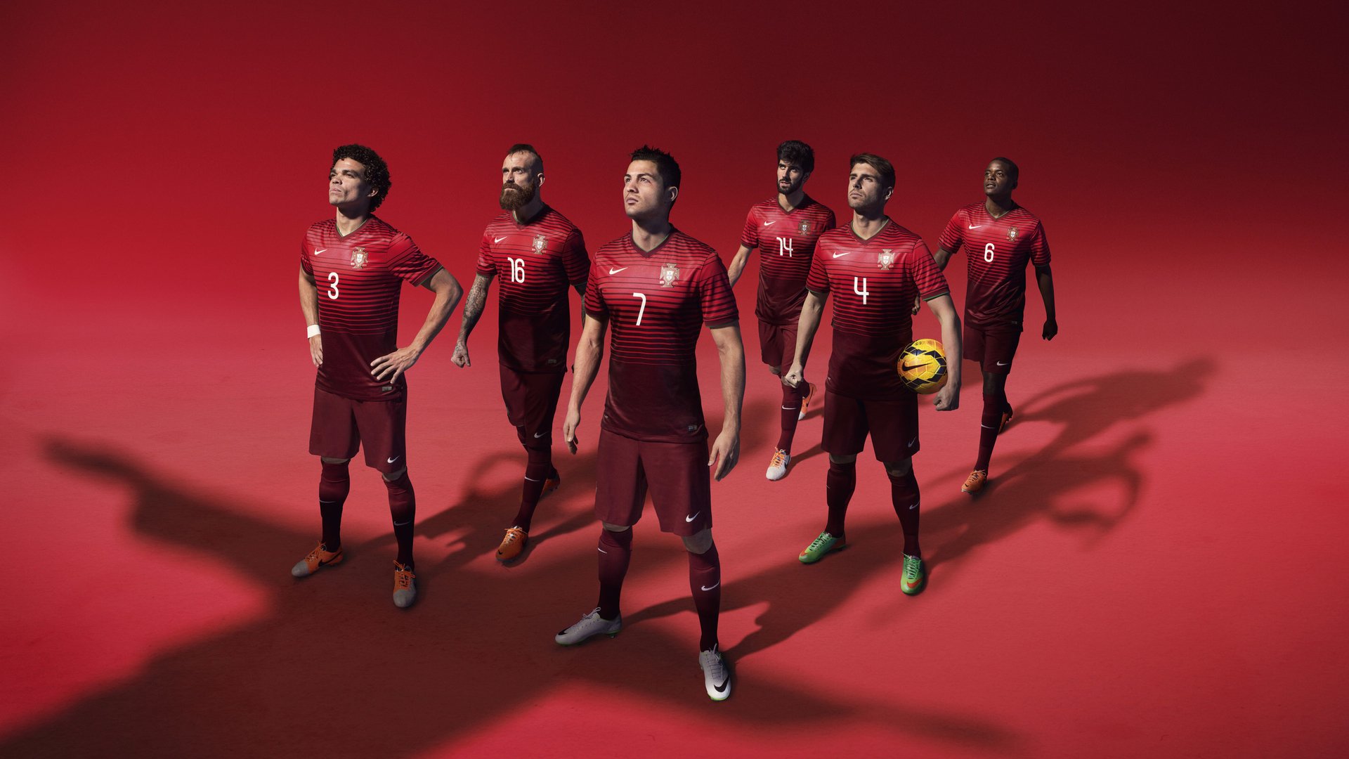 开云体育直播-乌克兰球队锁死黄潜，巴尔韦德战术大师风范再现！